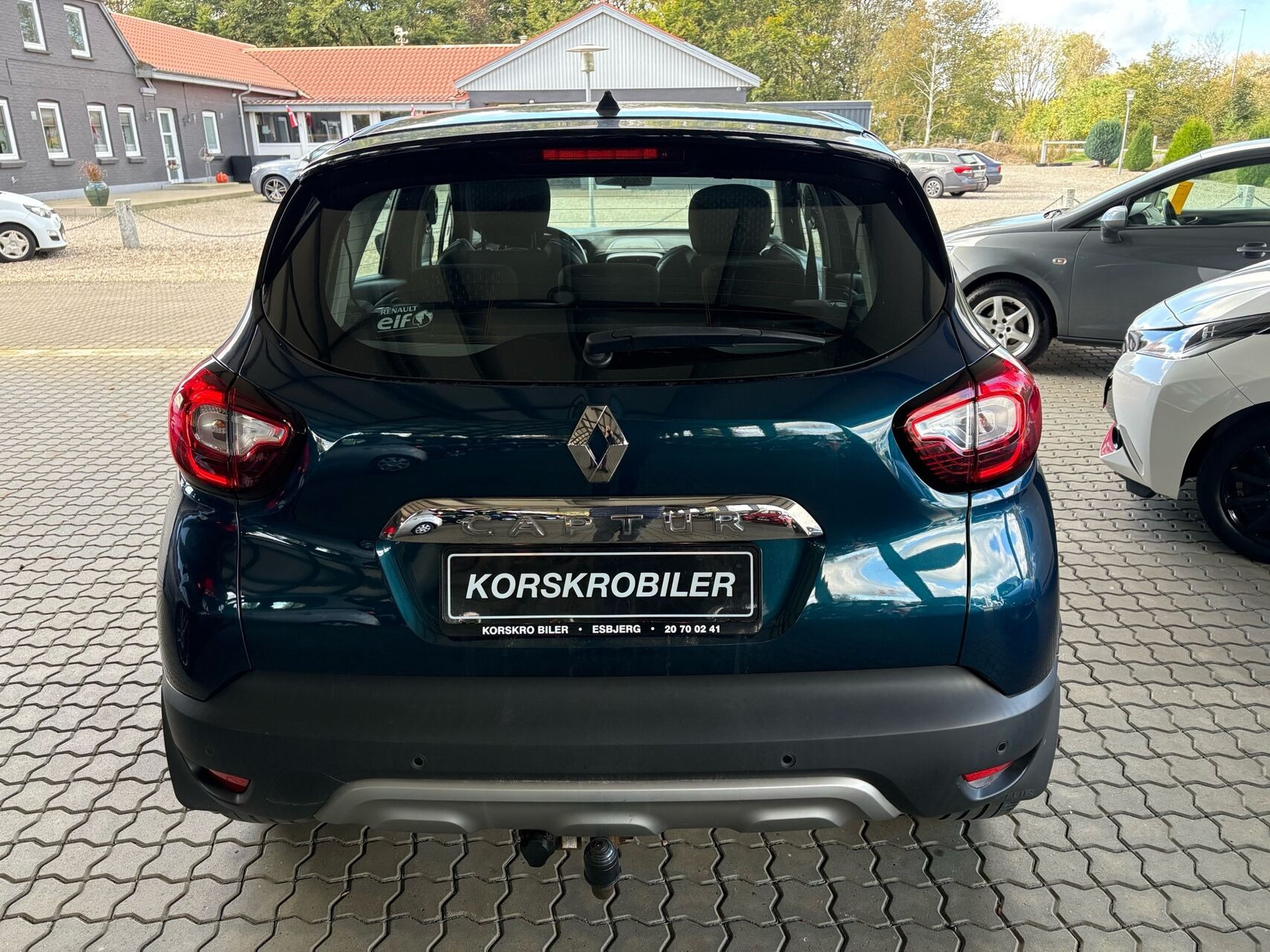 Blå Renault Captur fra 2018