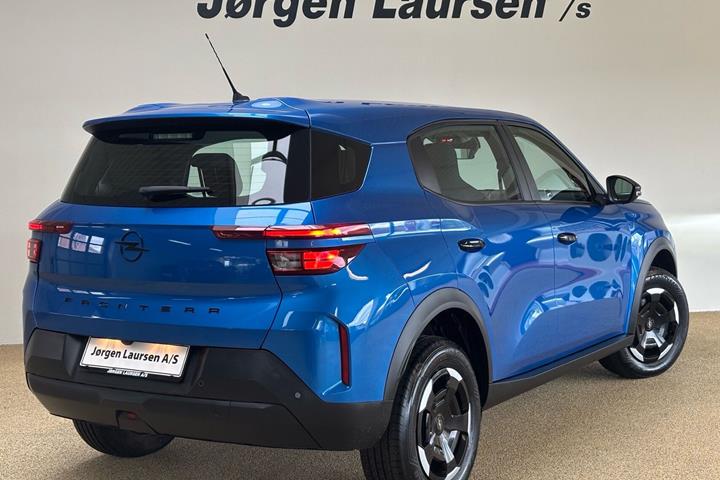 Blå Opel Frontera fra 2025