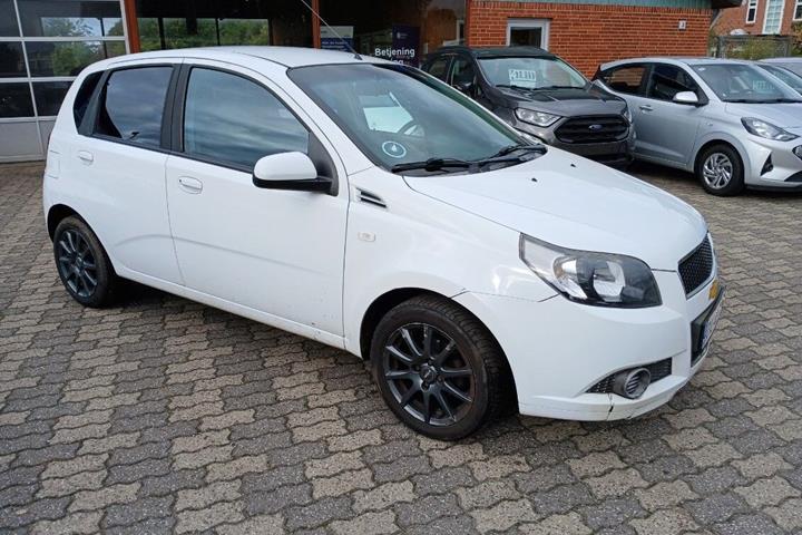 Hvid Chevrolet Aveo fra 2011