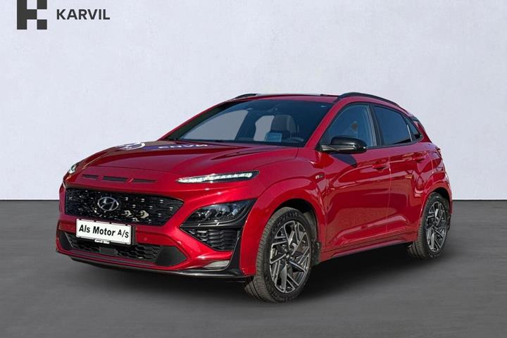Rød Hyundai Kona fra 2022 set udefra