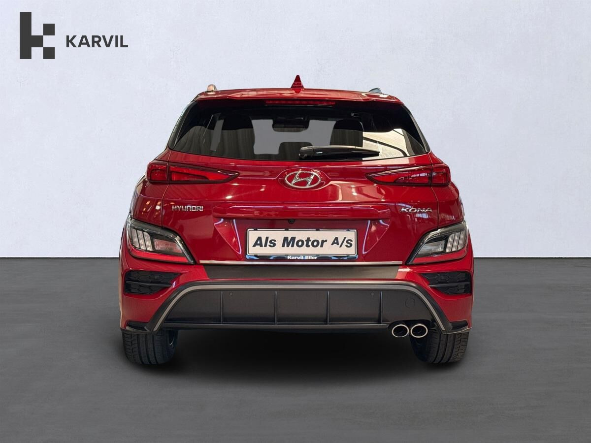 Rød Hyundai Kona fra 2022