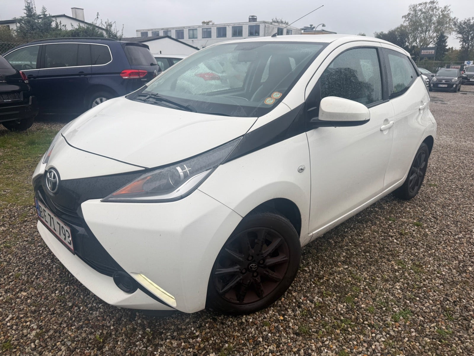 Toyota Aygo 1,0 VVT-i x-play x-shift