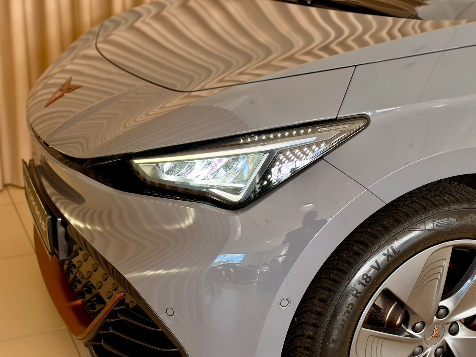 Grå Cupra Born fra 2022