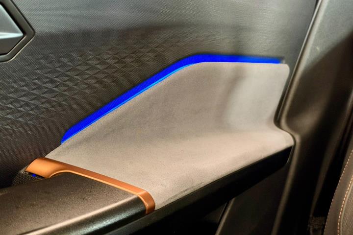 Grå Cupra Born fra 2022