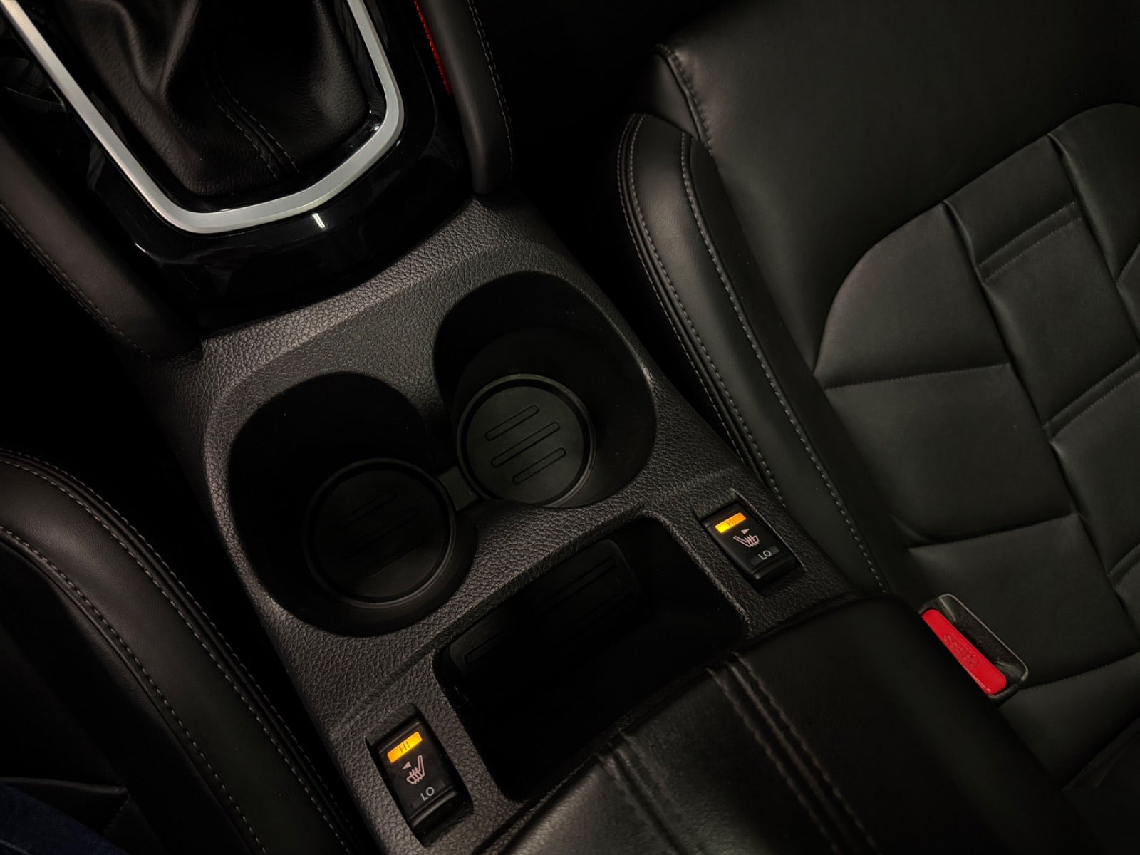 Grå Nissan Qashqai fra 2019