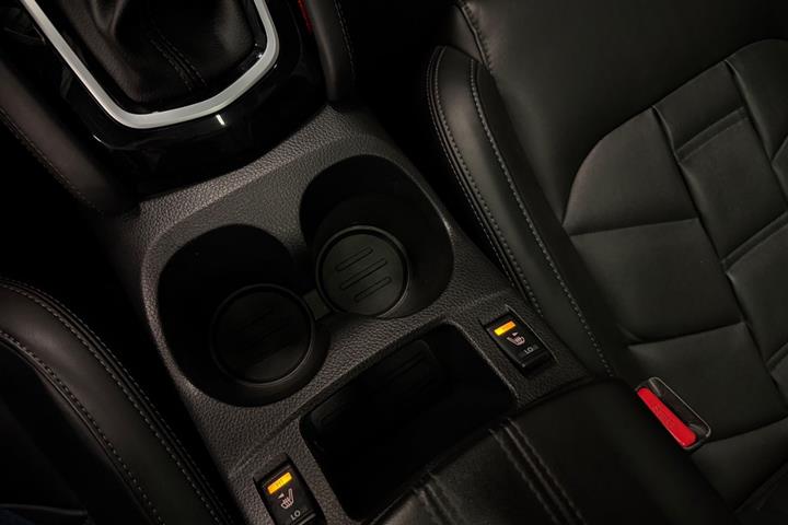 Grå Nissan Qashqai fra 2019