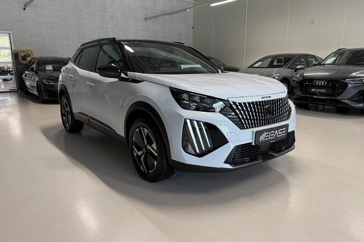 Hvid Peugeot e-2008 fra 2024