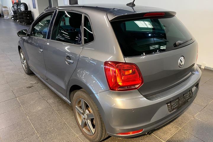 Grå VW Polo fra 2017