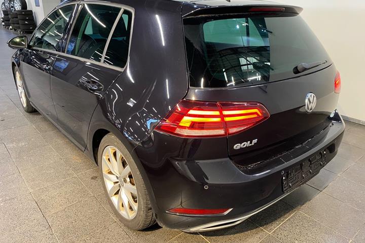 Sort VW Golf VII fra 2019