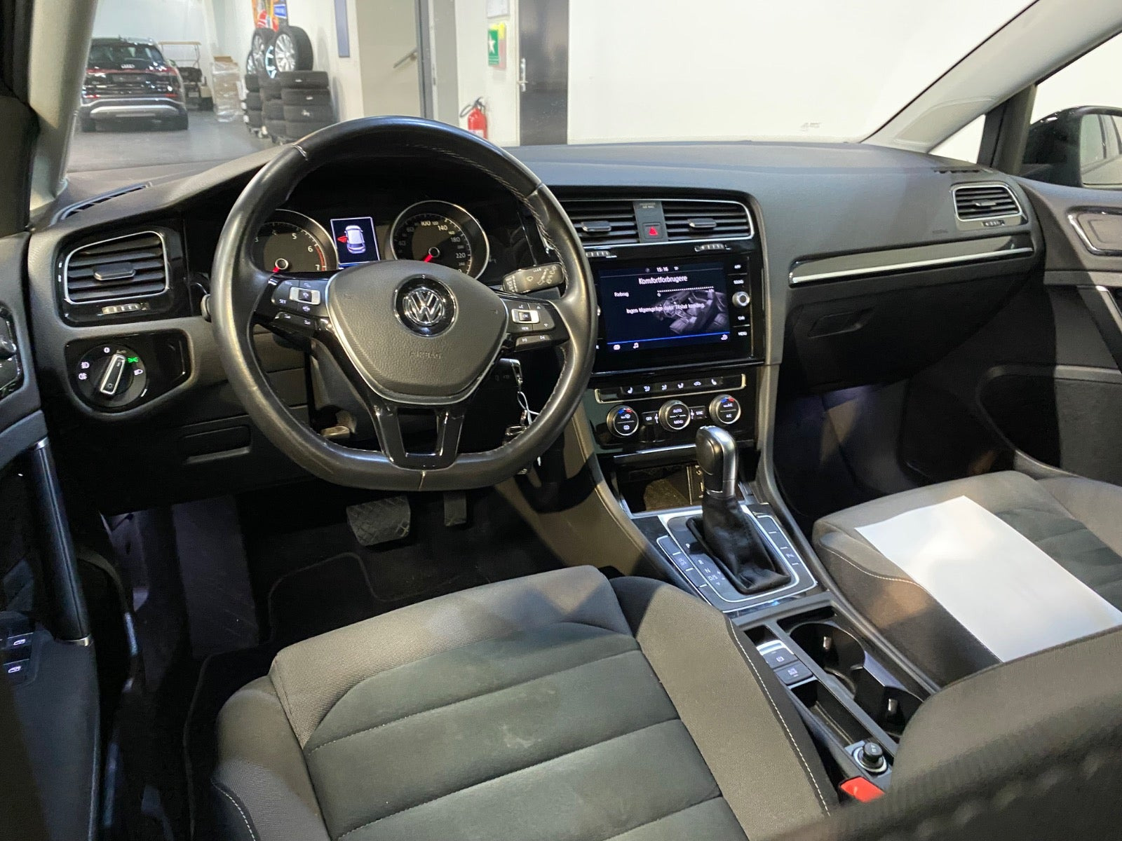 Sort VW Golf VII fra 2019