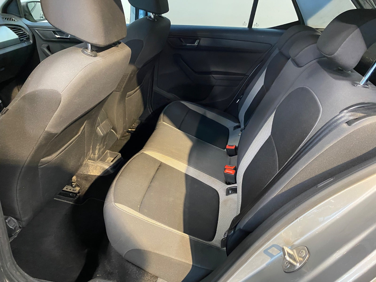 Beige Skoda Fabia fra 2018
