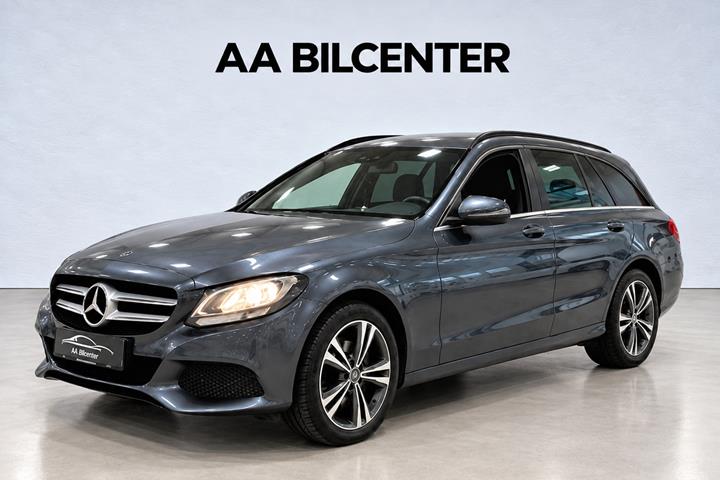 Grå Mercedes C200 d fra 2016 set udefra