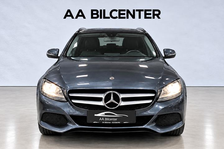 Grå Mercedes C200 d fra 2016