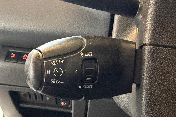 Hvid Peugeot 3008 fra 2014
