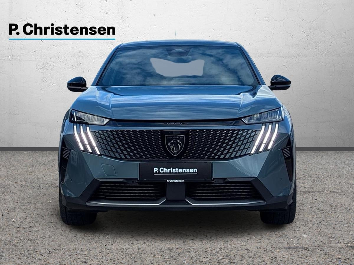 Blå Peugeot e-3008 fra 2025