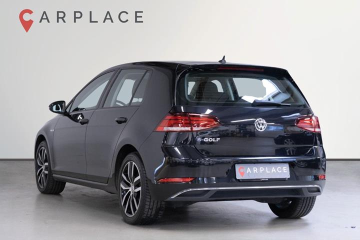 Sort VW e-Golf VII fra 2020