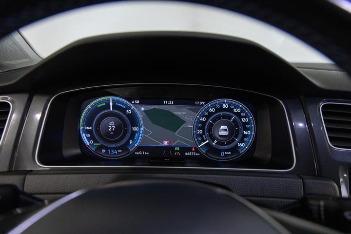 Sort VW e-Golf VII fra 2020