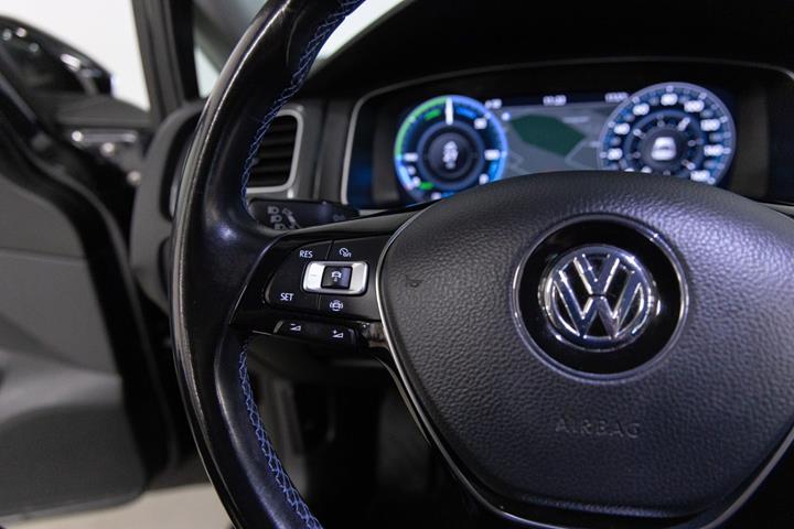 Sort VW e-Golf VII fra 2020