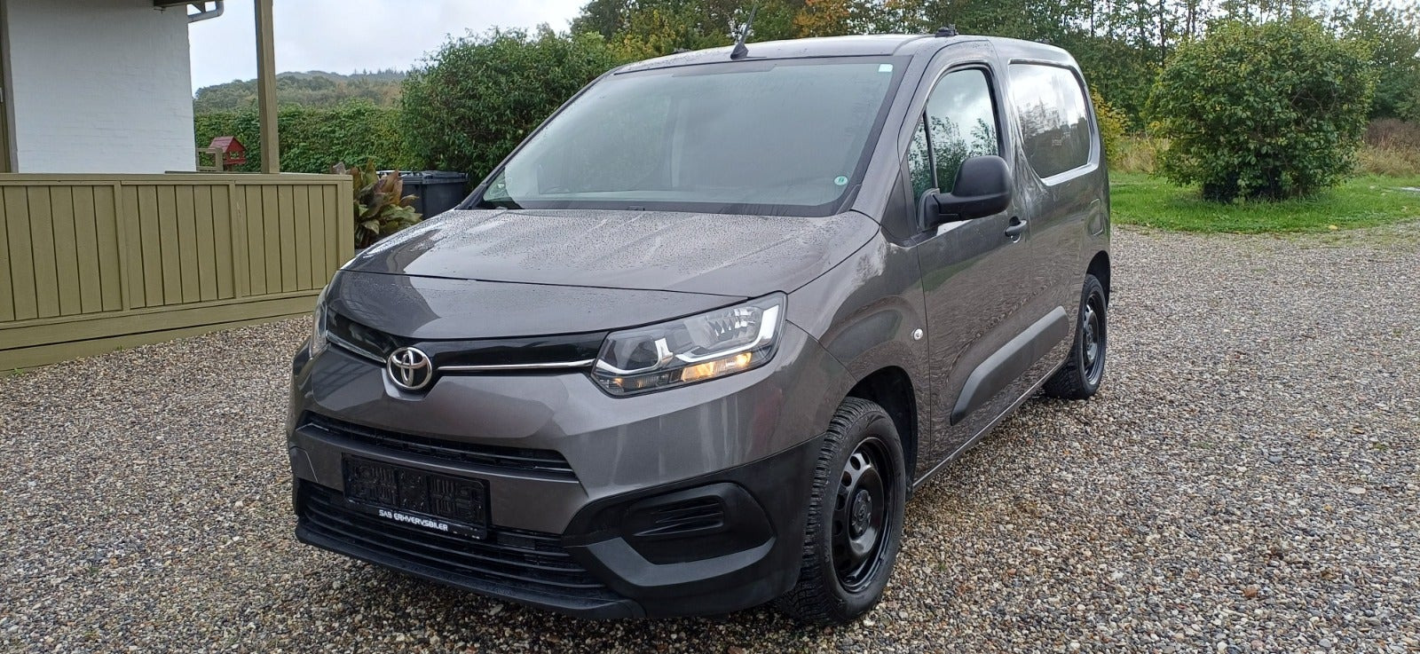 Toyota ProAce City 1,5 D 75 Medium Base