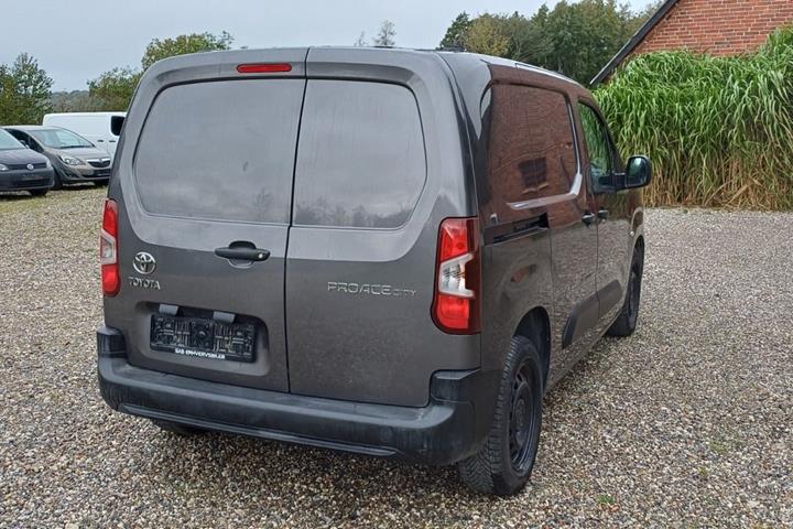undefined Toyota ProAce City fra 2021