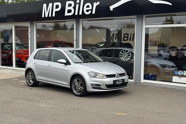 Sølv VW Golf VII fra 2013