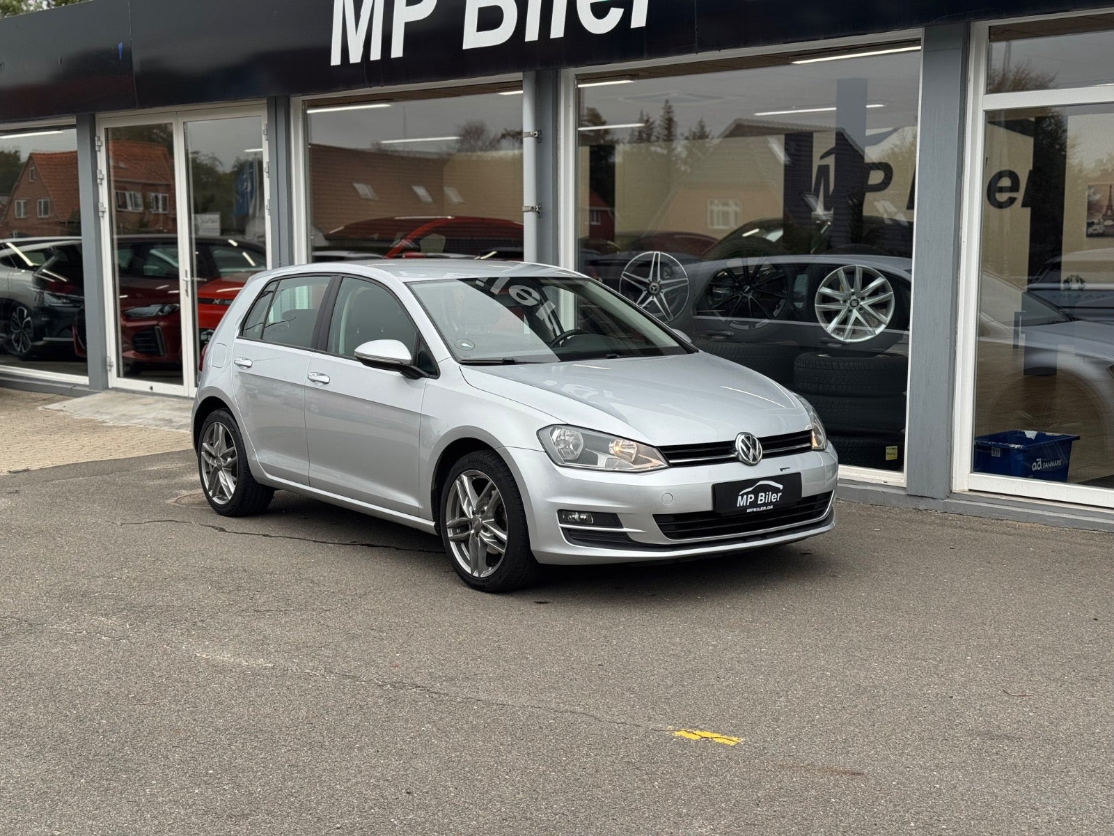 Sølv VW Golf VII fra 2013