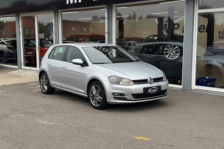 Sølv VW Golf VII fra 2013