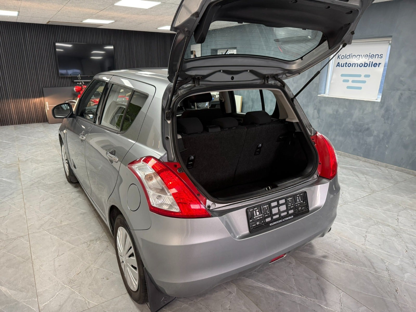 undefined Suzuki Swift fra 2015
