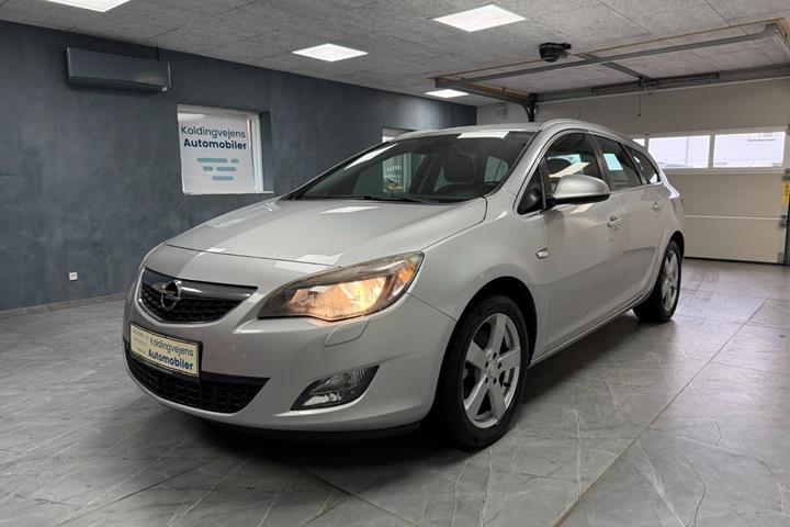 undefined Opel Astra fra 2011