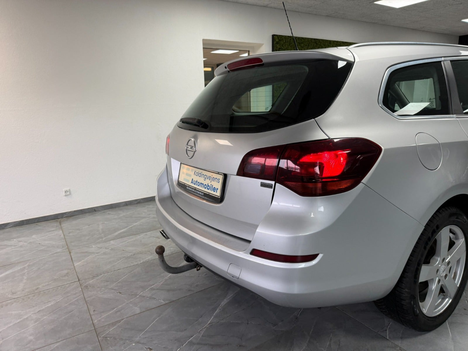 undefined Opel Astra fra 2011