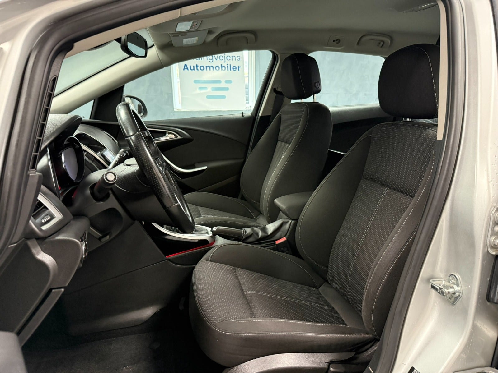 undefined Opel Astra fra 2011