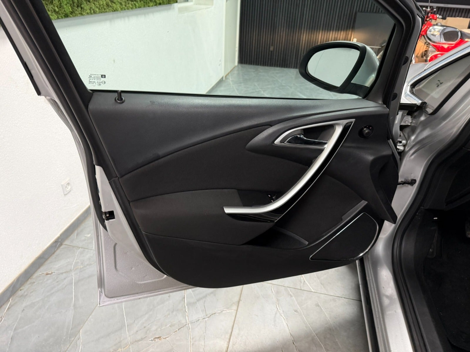 undefined Opel Astra fra 2011