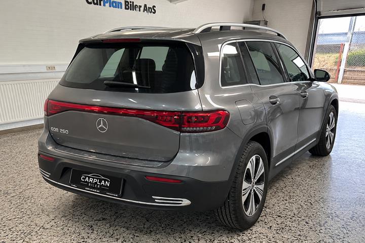 undefined Mercedes EQB250 fra 2023