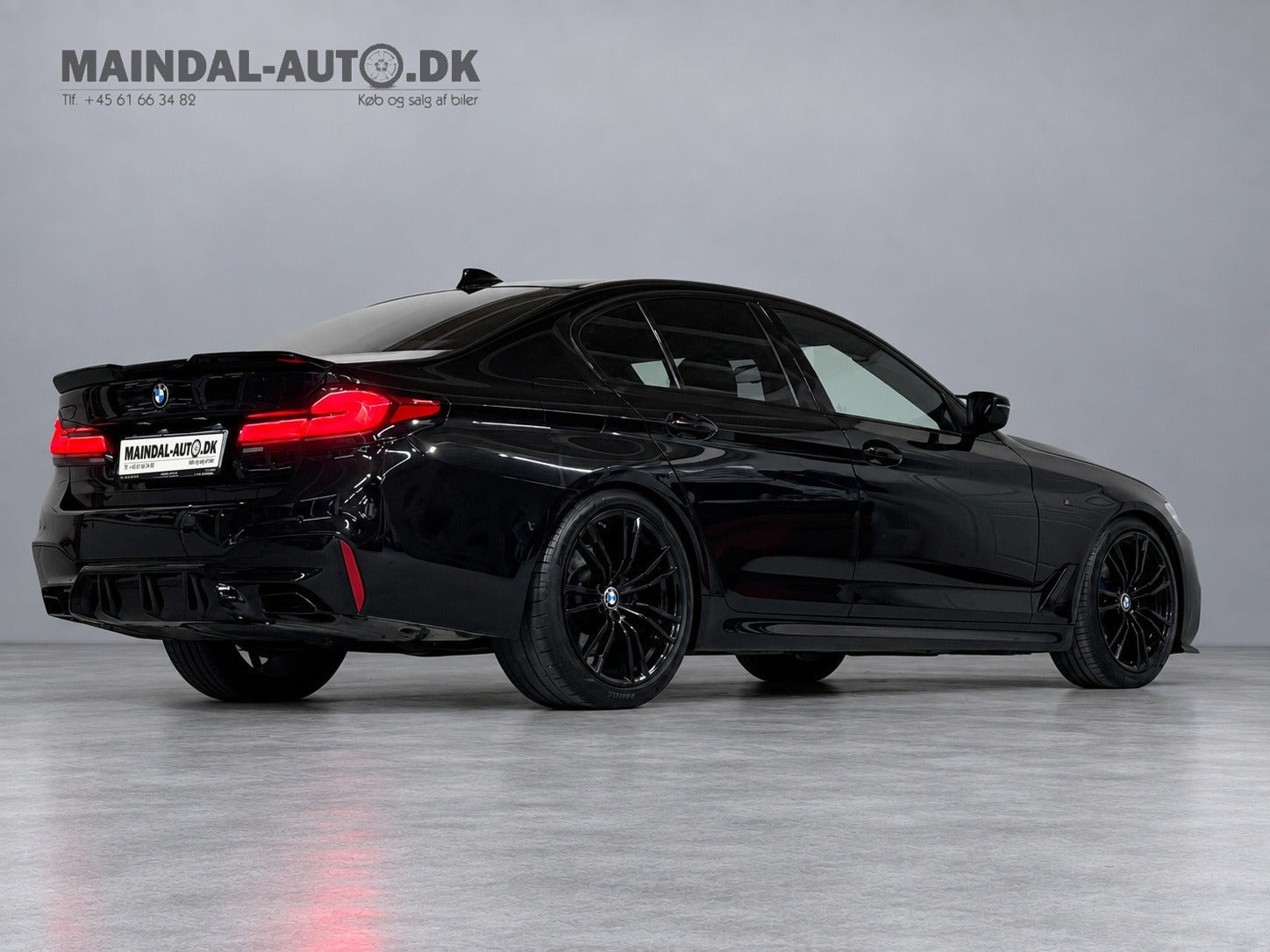 Sort BMW 520d fra 2017