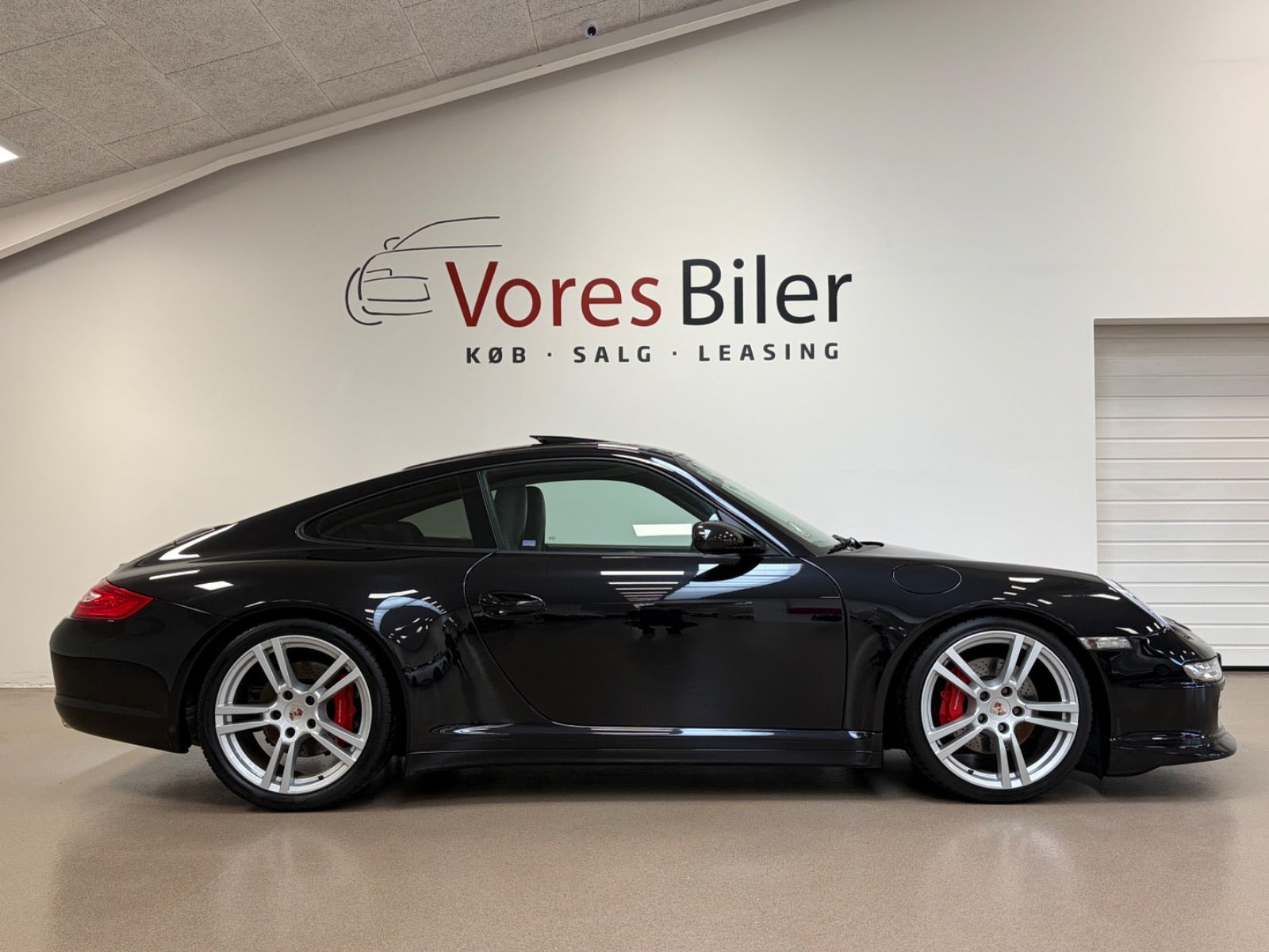 Sort Porsche 911 Carrera 4S fra 2008
