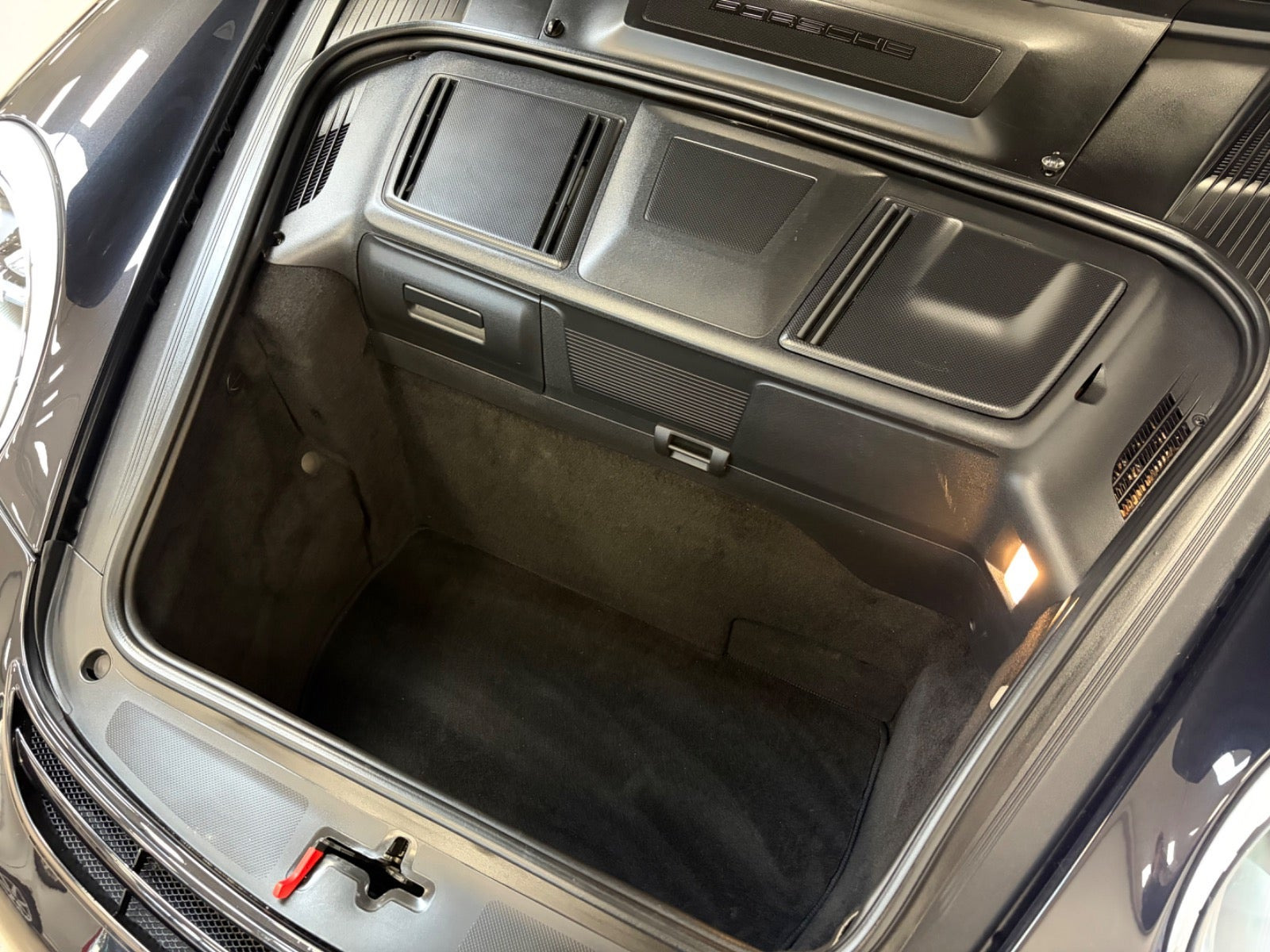 Sort Porsche 911 Carrera 4S fra 2008