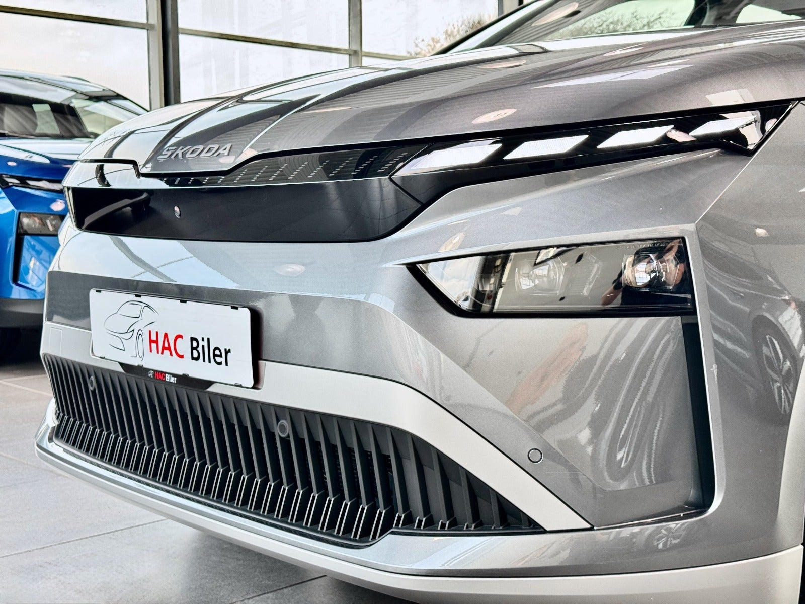 Grå Skoda Enyaq fra 2026