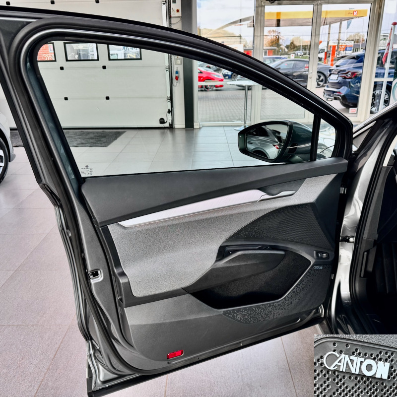 Grå Skoda Enyaq fra 2026