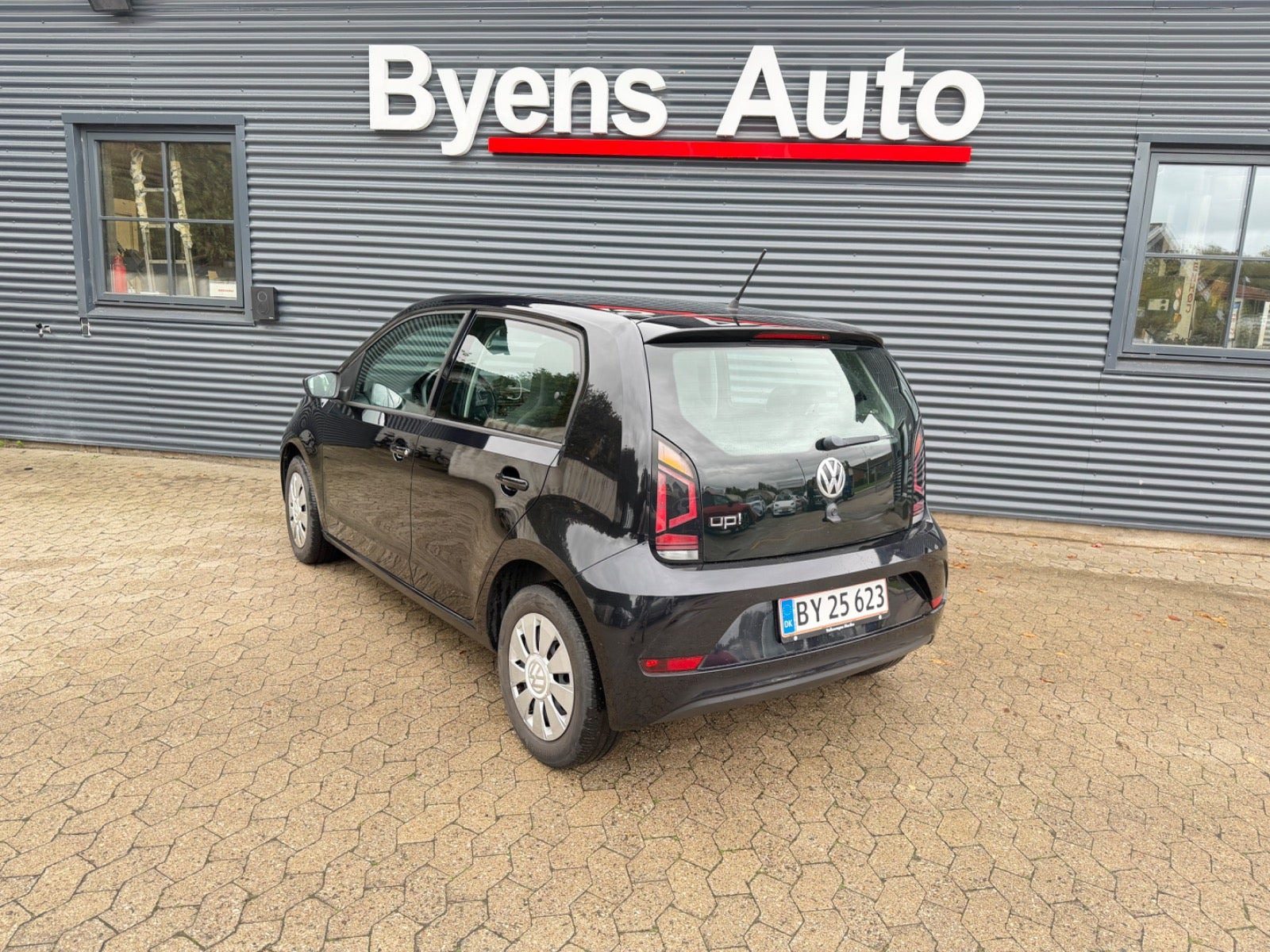 Sort VW UP! fra 2018