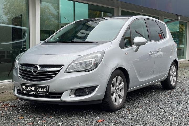 Sølv Opel Meriva fra 2016