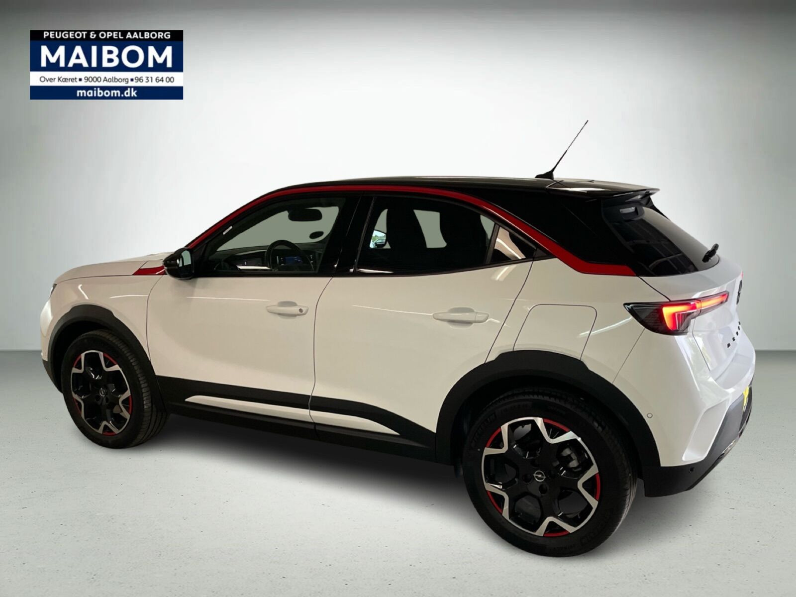 Hvid Opel Mokka fra 2021