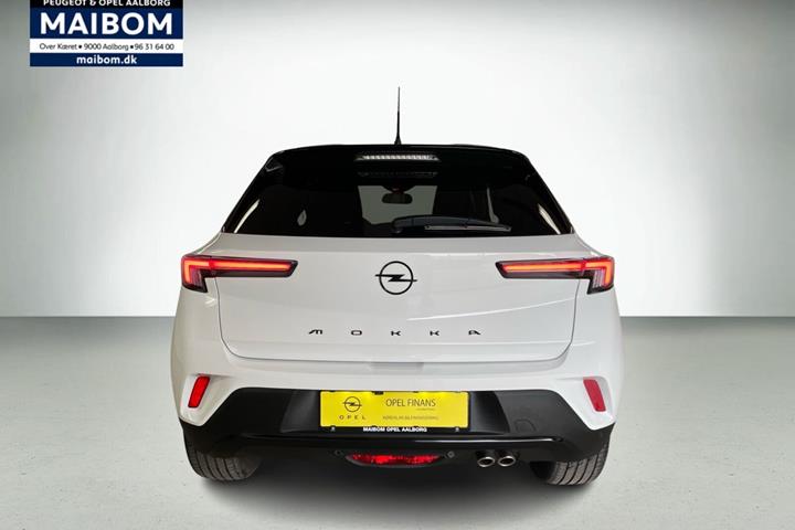 Hvid Opel Mokka fra 2021
