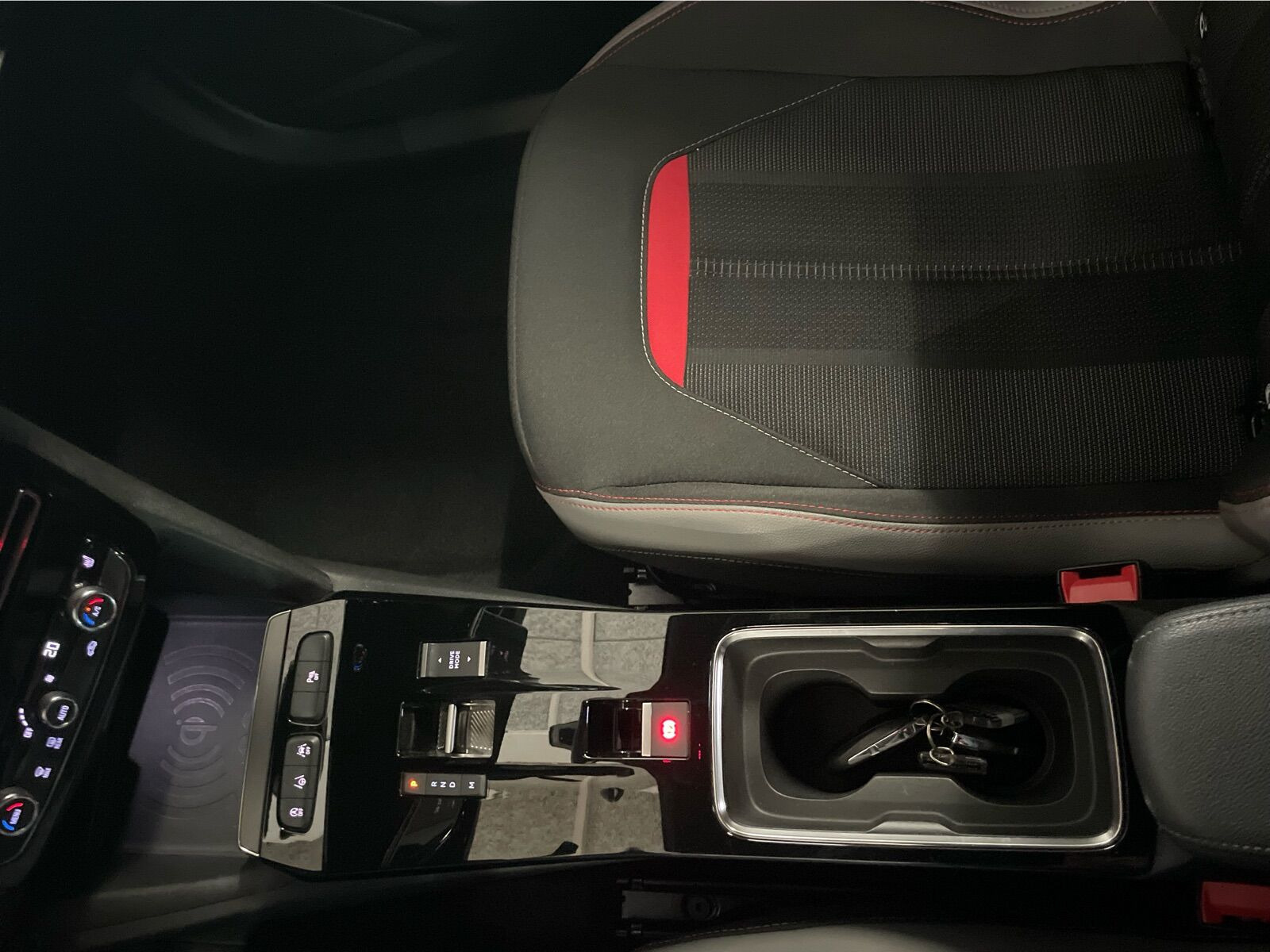 Hvid Opel Mokka fra 2021