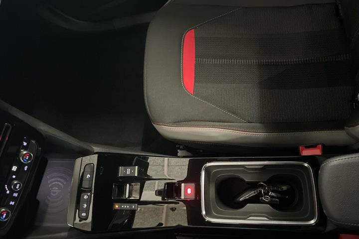 Hvid Opel Mokka fra 2021