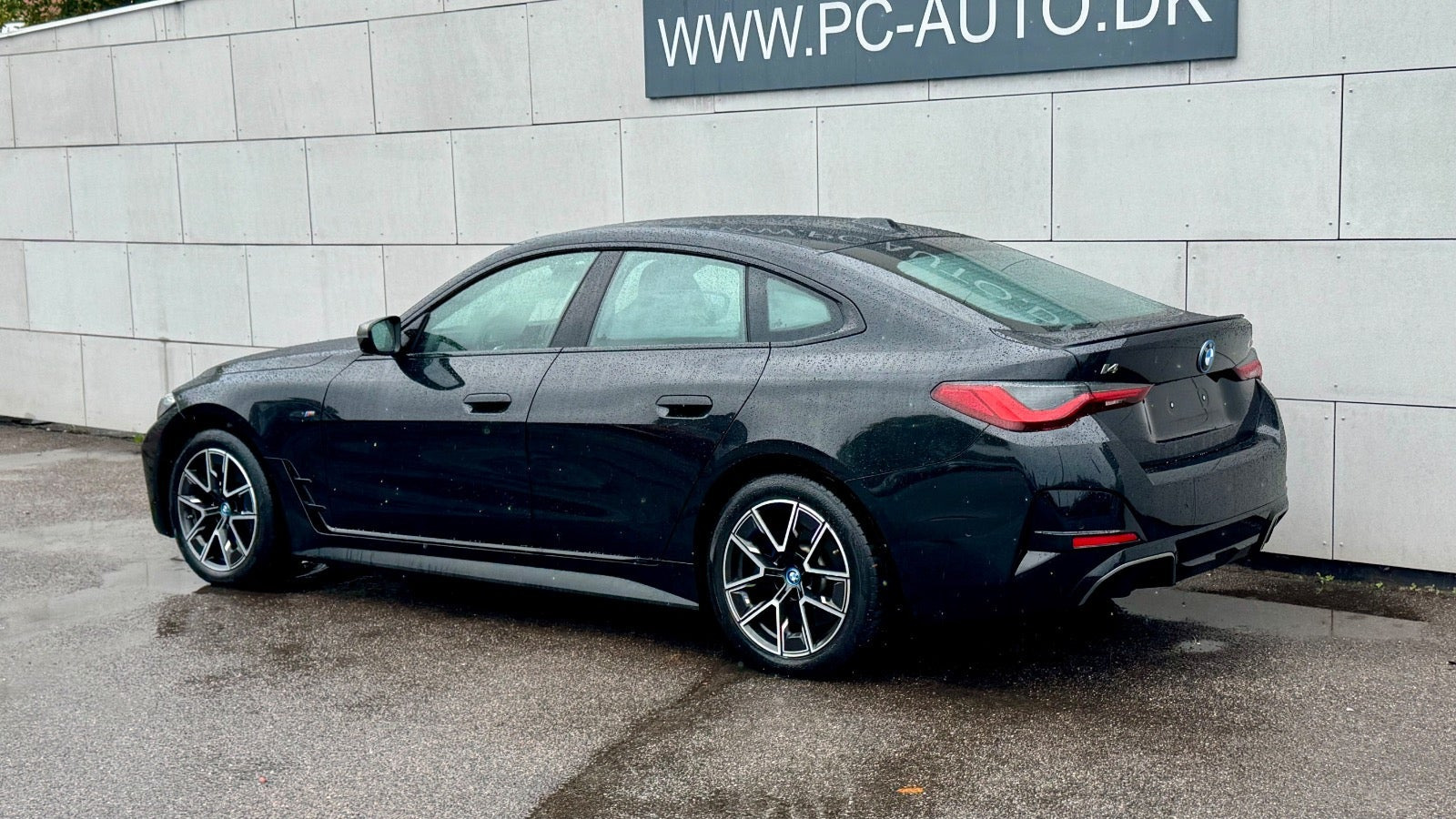 Sort BMW i4 fra 2024