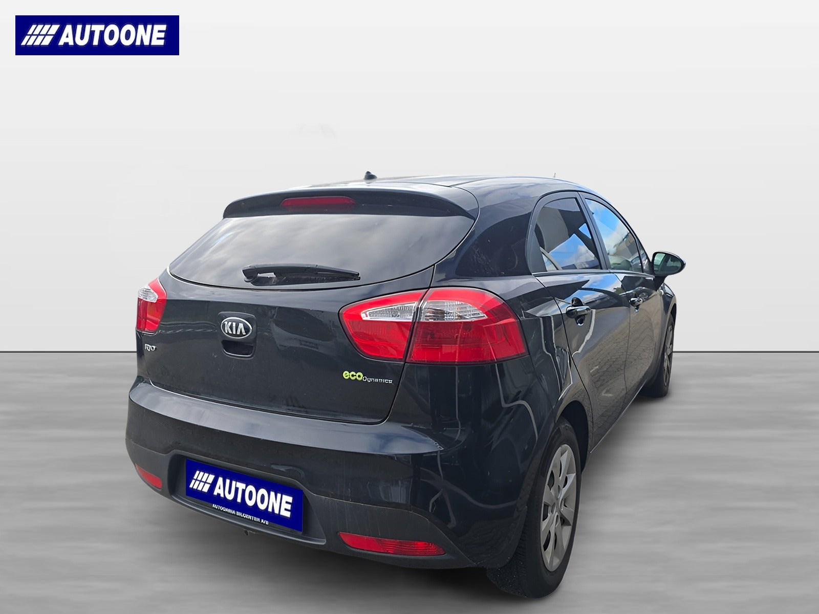 Sort Kia Rio fra 2014