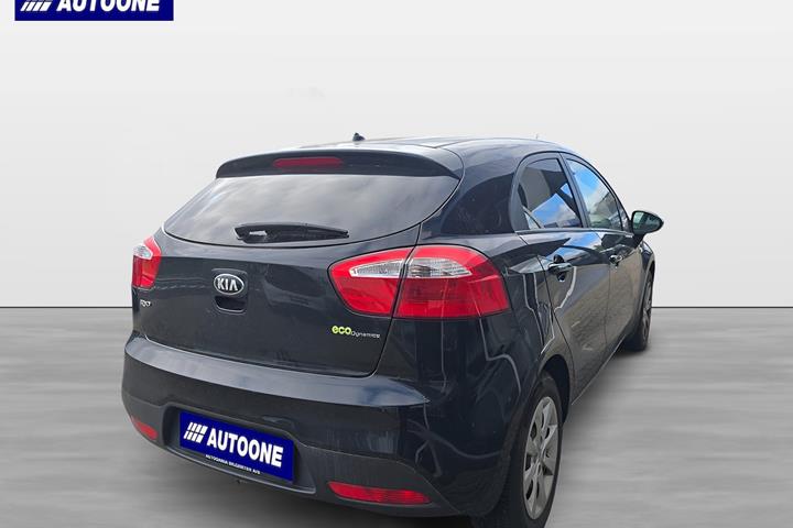 Sort Kia Rio fra 2014