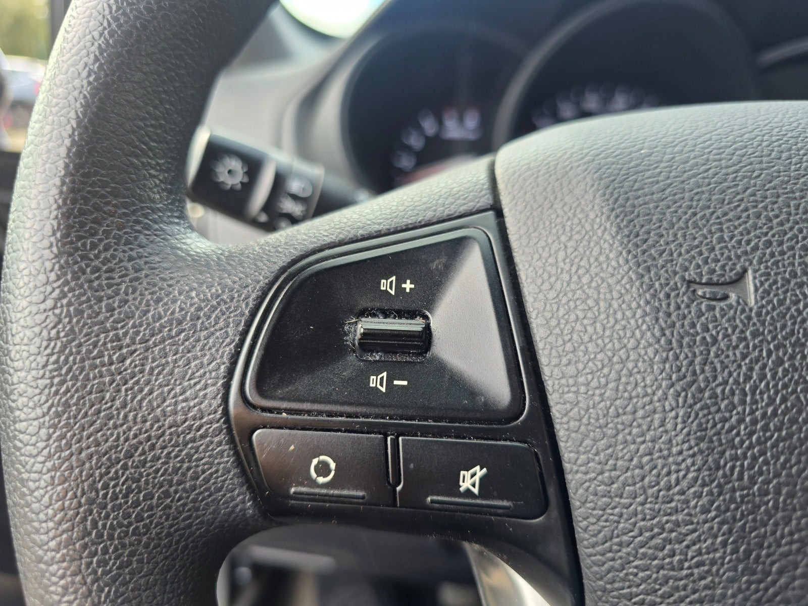 Sort Kia Rio fra 2014