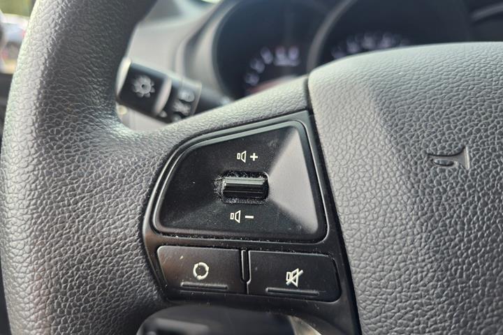 Sort Kia Rio fra 2014