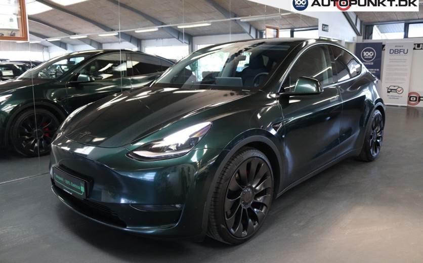 Tesla Model Y Performance AWD